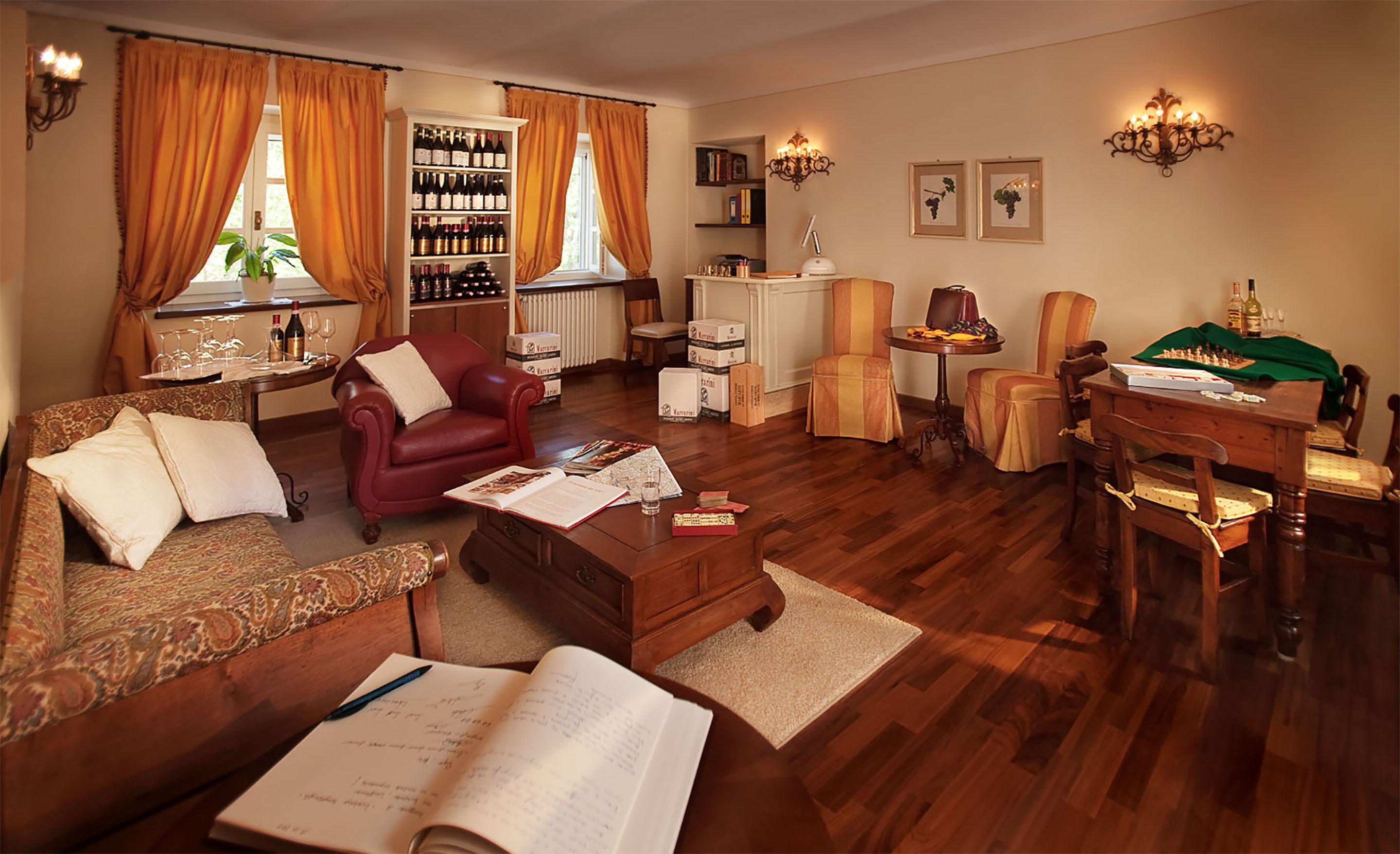 Marcarini Agriturismo Neviglie Exteriér fotografie